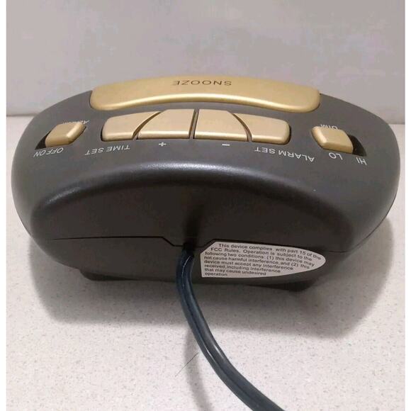 Acu-Rite Electric Digital Alarm Clock Retro VTG With Battery Backup Model 13027 - Picture 5 of 6